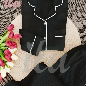 بيجامة حريمي 