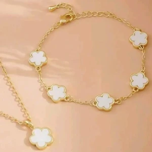 طقم استانلس ستيل أسورة - سلسلة 