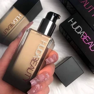 كريم أساس هدى بيوتي 