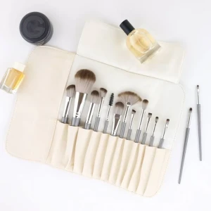 مجموعة فراشي مكياج STUNHUB+ شنتة 