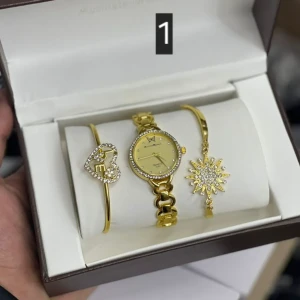  ساعات مع اكسسواراتها  