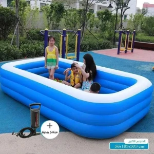 بركة سباحة حجم كبير 