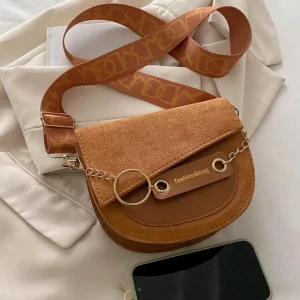 حقيبة كتف صغيرة من جلد التمساح لون بني