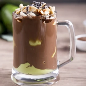 افوكا مع نيوتيلا كبير