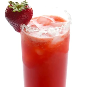 fresh juice strawberry وسط