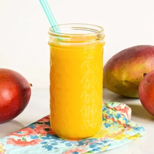 fresh juice  mango وسط