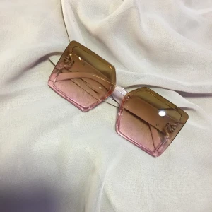 Lunette solaire femme