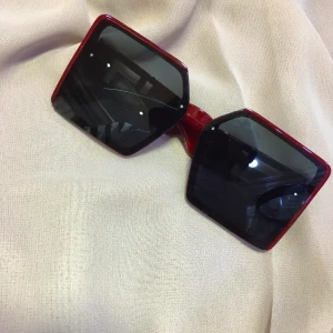 Lunette solaire femme