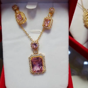 Série plaque or سلسلة + boucles