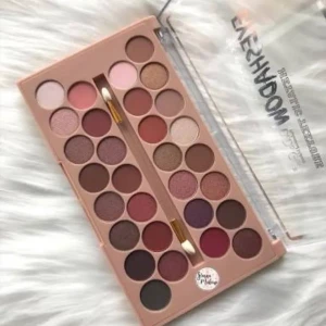 DoDo Girl Palette Fard à Paupières Metallic Texture‏