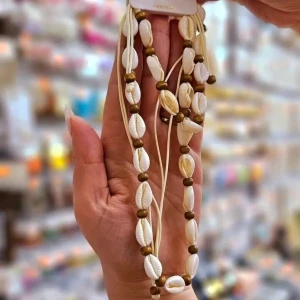 Collier et bracelet en coquillages