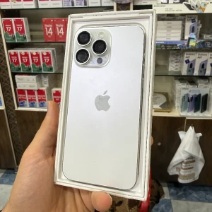 iPhone 15 Pro Max///////مستعمل 