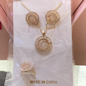 اكسسوار تام 