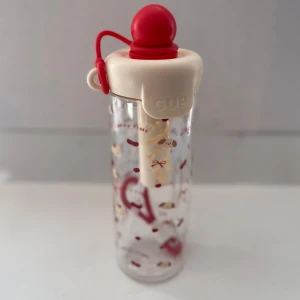 مطرة ماء رياضية شكل مميز 