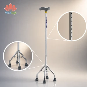 العكاز ذو القاعدة الرباعية — Quad Cane (4-Point Base)