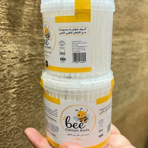 أداة تنظيف الأذن